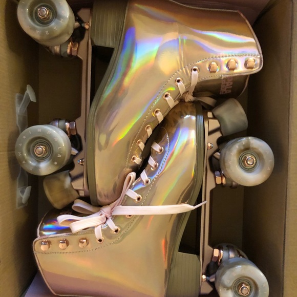 Impala Rollerskates Shoes - NEW Impala Rose Gold Roller Skates